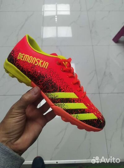 Футбольные бутсы. Обувь чемпионов для улицы и зала