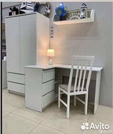 Угловой стол 