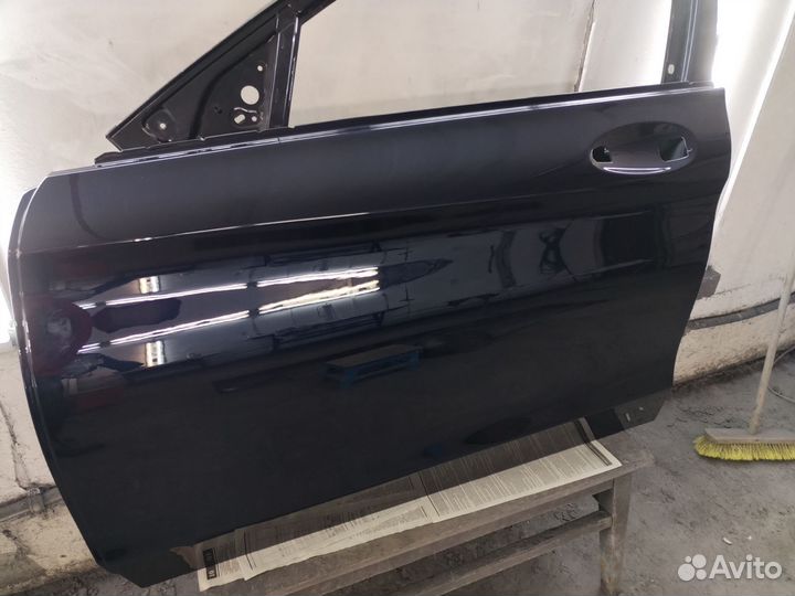 Mercedes w205 передняя левая дверь