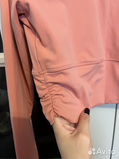 Рашгард женский спортивный