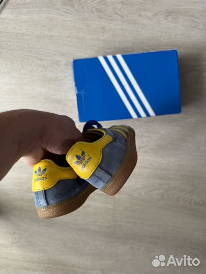 Adidas stockholm оригинал