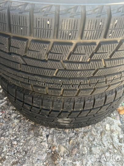 Yokohama Ice Guard Studless IG50 245/40 R19 и 275/35 R19