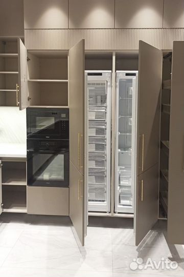 Кухня с фрезерованными фасадами