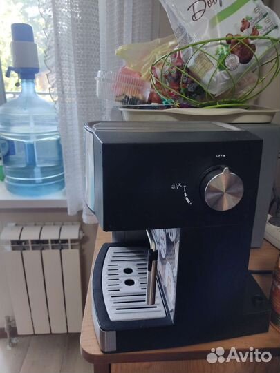 Кофеварка рожковая новая