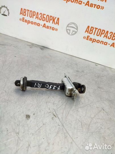 Ограничитель двери передний правый Chevrolet Aveo