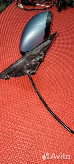 Правое зеркало Шкода фабиа 2