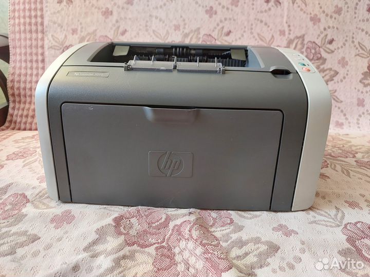 Принтер HP LJ 1010