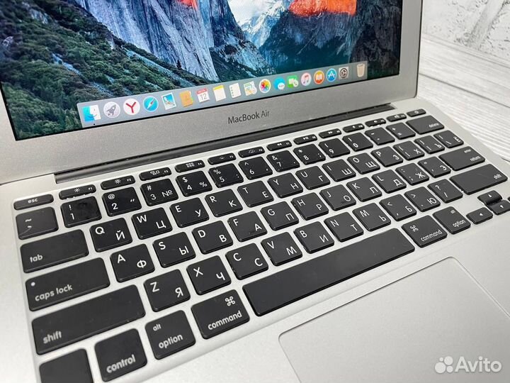 Apple MacBook Air 11 2011 128гб