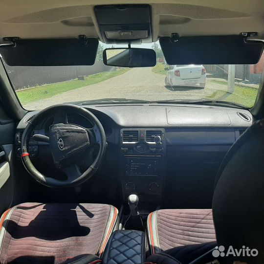 LADA Priora 1.6 МТ, 2013, 300 000 км