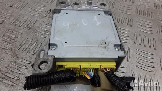 Блок управления airbag nissan X-trail T31 (98O01OQ