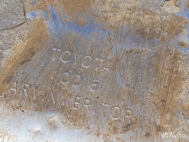 Глушитель на Avensis 2