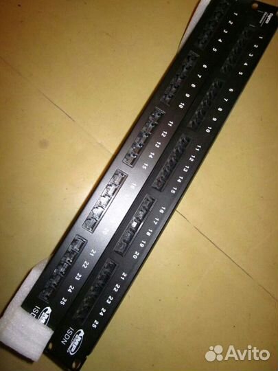 Коммутационная патч-панель AMP 25 портов