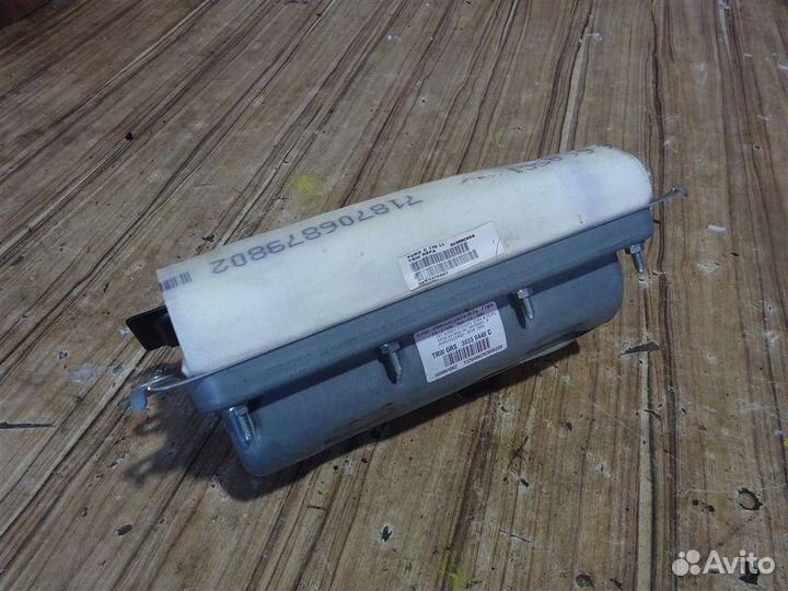 Подушка безопасности пассажирская (в торпедо) For