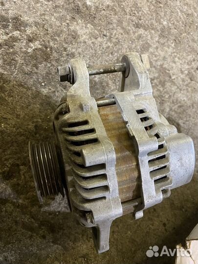 Генератор mitsubishi Lancer 10