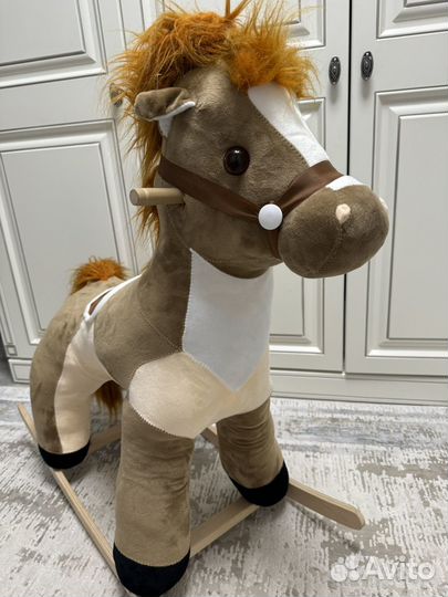 Лошадь качалка