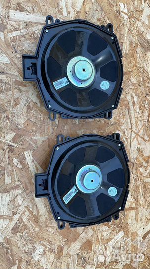Сабвуфер на BMW X6 F16