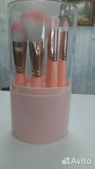 Кисти косметические, новые