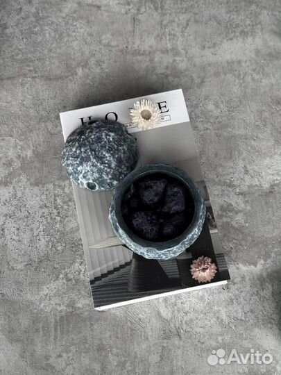 Ароматическая свеча Луна в бетонном подсвечнике