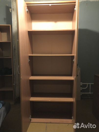 Шкаф распашной