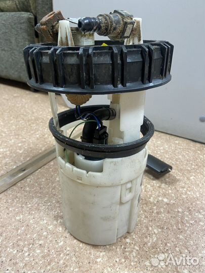 Насос топливный 2.2 CRDi Hyundai Santa Fe 2 CM