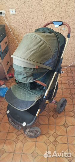 Прогулочная коляска