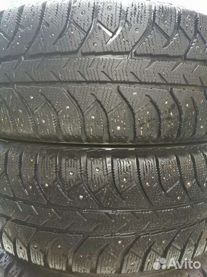 Bridgestone Ice Cruiser 7000 225/60 R17
