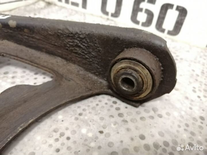 Рычаг передний правый для Renault Scenic 1