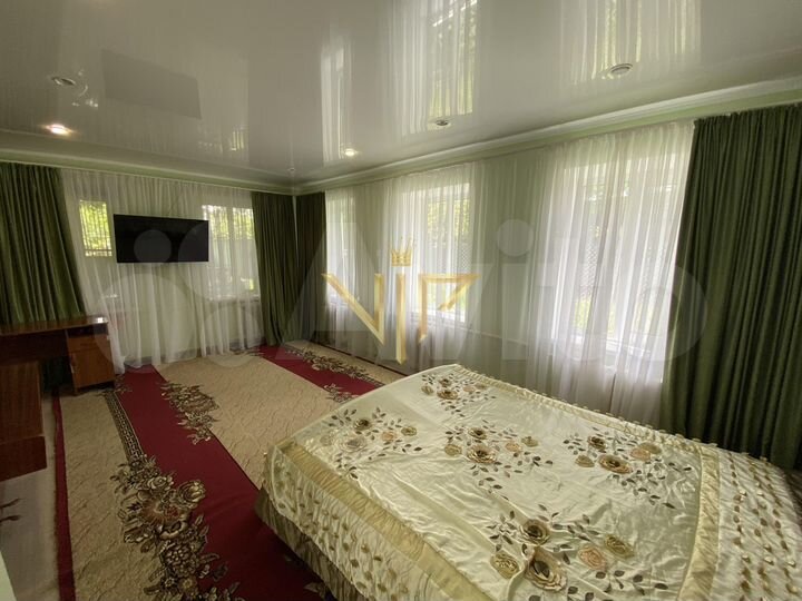 Дом 50 м² на участке 8 сот.