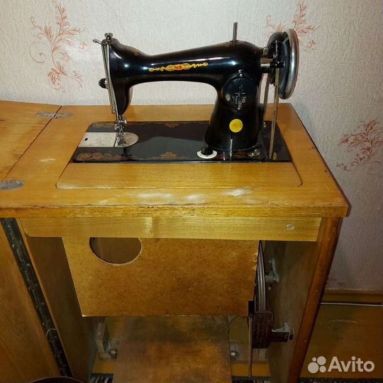 Швейная машина Подольск