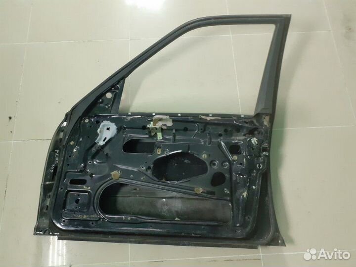 Дверь передняя правая Mercedes-Benz E-Class W124