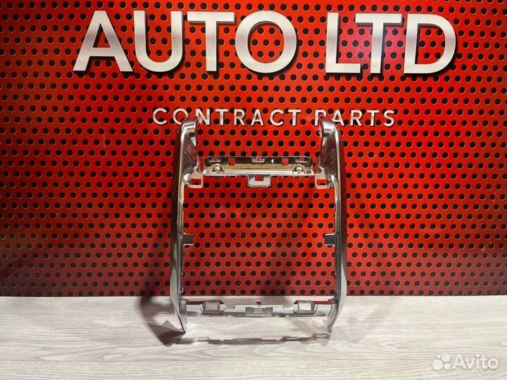 Накладка декоративная центральной консоли Land