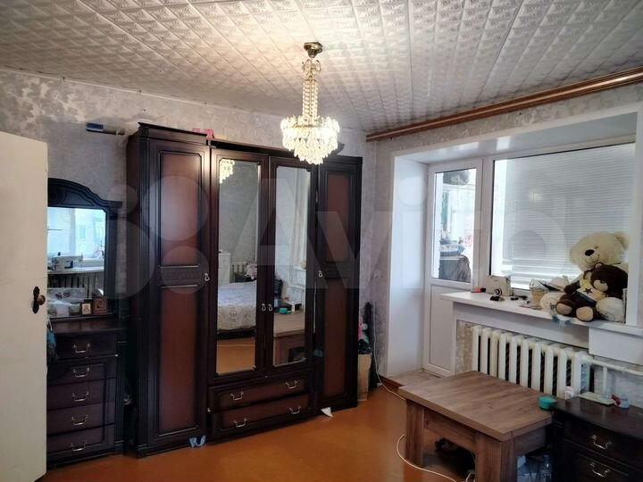 3-к. квартира, 60 м², 2/5 эт.