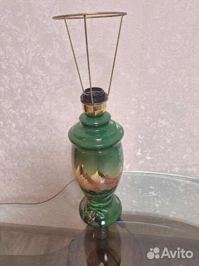 Лампа настольная