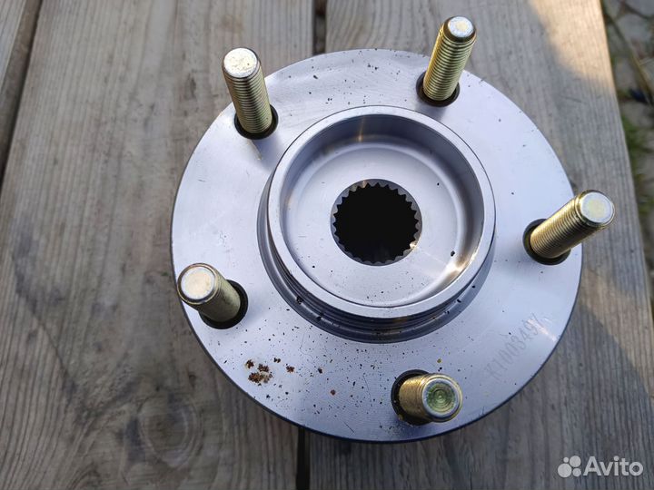 Ступица задняя dodge караван AWD