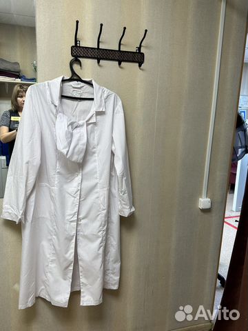 Медицинский халат и мед.шапочка