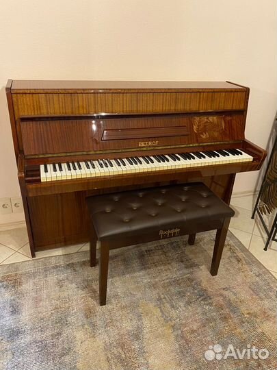 Пианино Petrof (петроф) с банкеткой rockdale