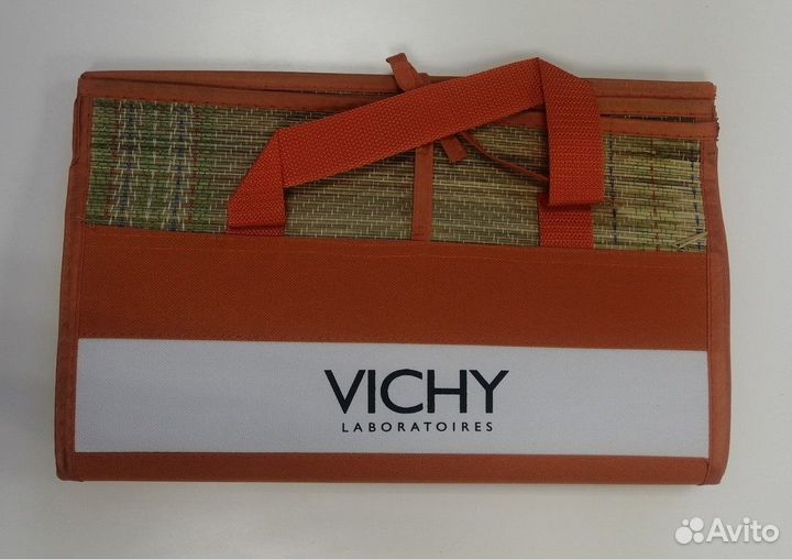 Лежак пляжный