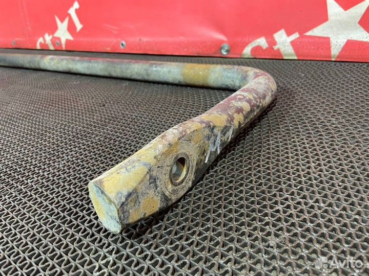 Стабилизатор передний