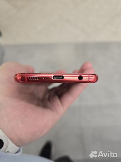 Samsung Galaxy S10, 8/128 ГБ