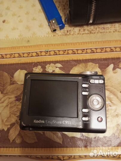 Компактный фотоаппарат