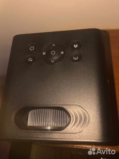 Проектор umiio