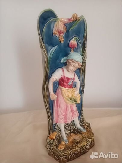 Статуэтка - ваза антиквариат