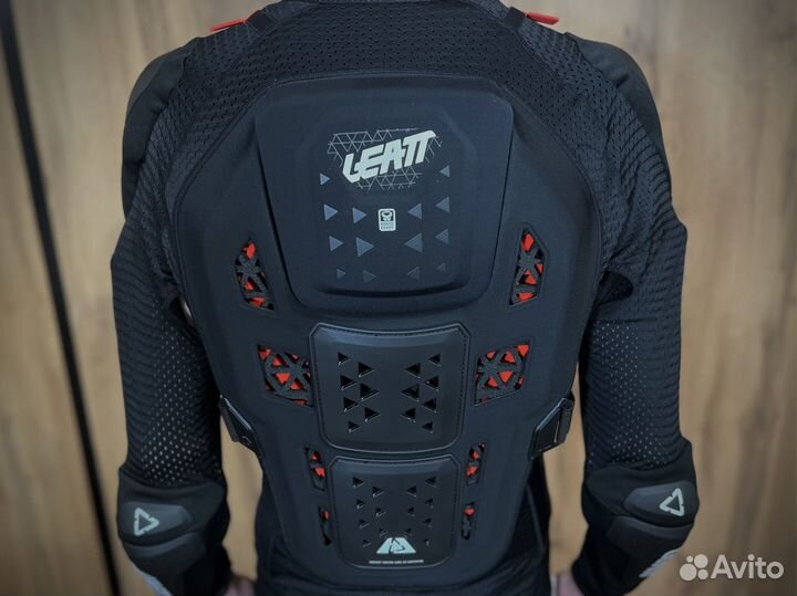 Мотозащита панцирь Leatt Body Protector 3DF AirFit