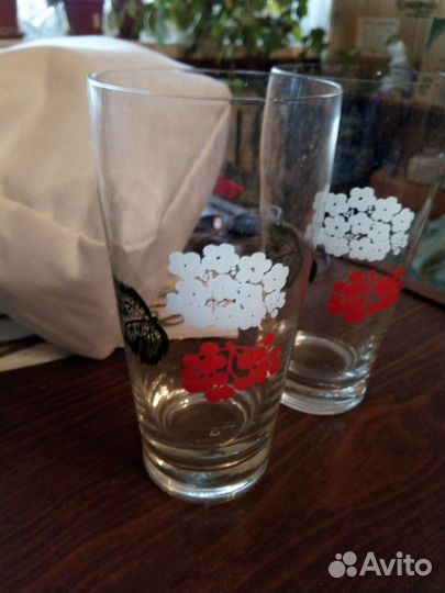 Стильные высокие бокалы