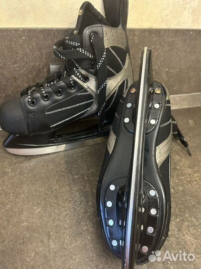 Коньки хоккейные
