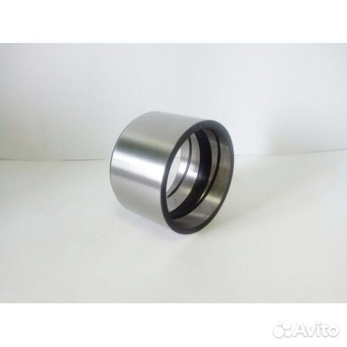 Втулка узел крепл пов балки к каретке Volvo BL61B