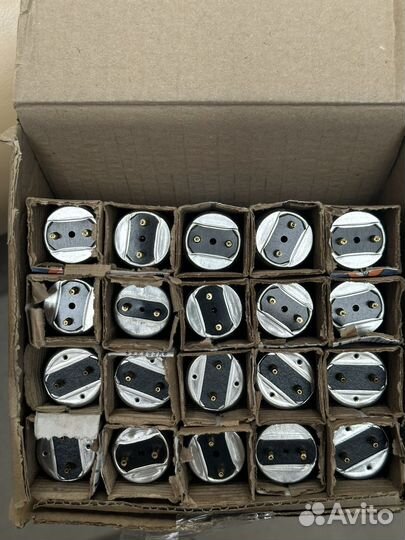 Лампа люминисцентная