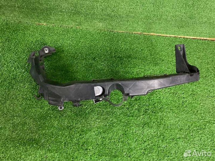 Крепление фары переднее правое Bmw 3 E90