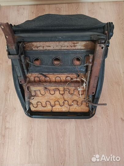 Передние сиденья ваз 2110