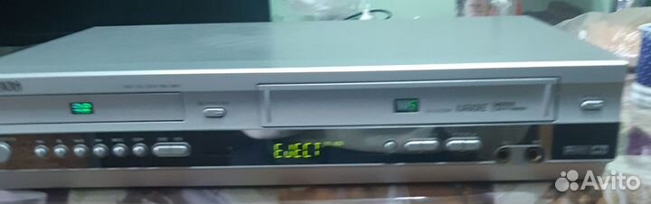 Продаю combo DVD+VHS